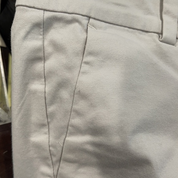 Ann Taylor City Shorts - Picture 3 of 6